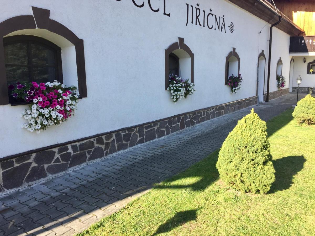 Hotel Jiricna Sušice Екстериор снимка